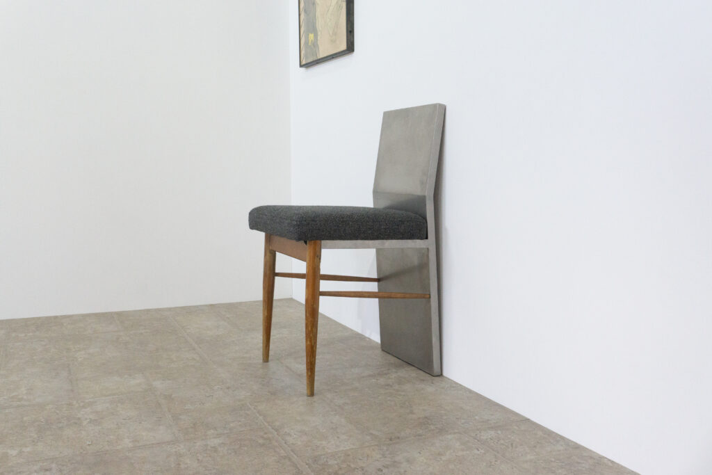 R-Chair 01-Denmark _ Stainless28壁寄せ