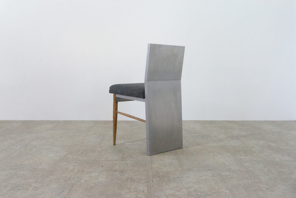 R-Chair 01-Denmark _ Stainless10背面左斜め
