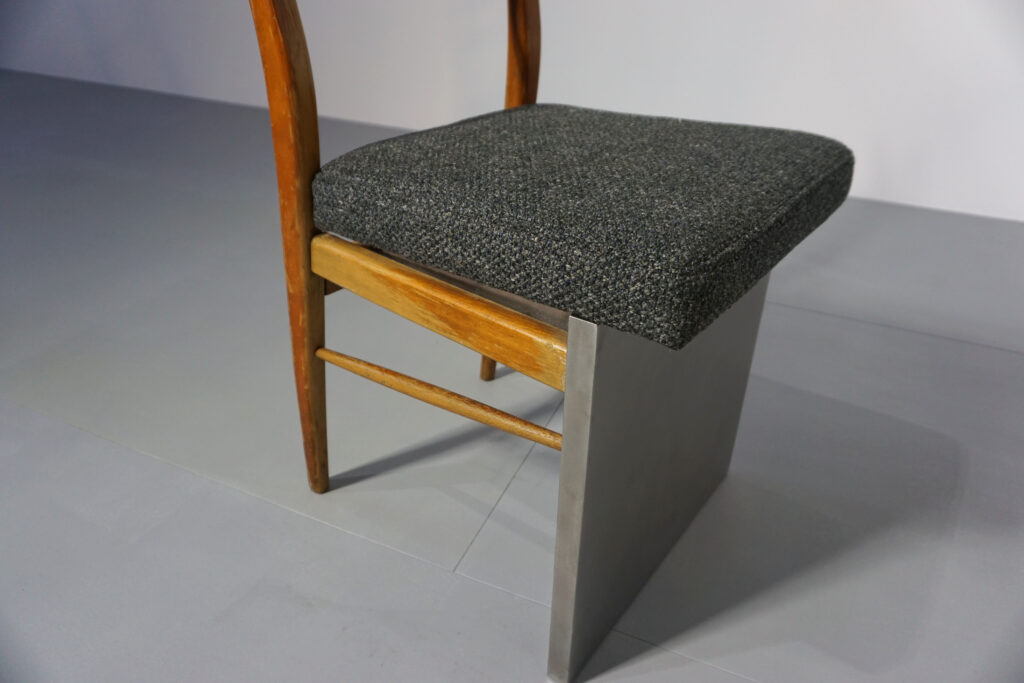 R-Chair 02:Denmark / Stainless Closer