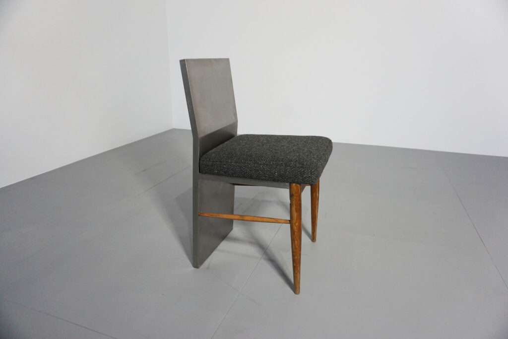R-Chair 01:Denmark / Stainless Closer